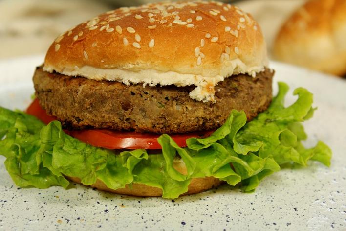 El Síndrome Urémico Hemolítico es una enfermedad transmitida por alimentos que  afecta principalmente a niños. Un buen lavado de manos y la correcta manipulación de los alimentos pueden prevenir el contagio.